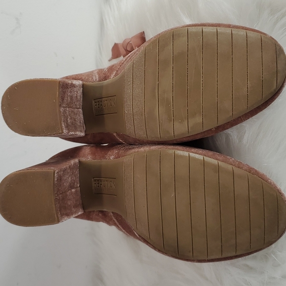 Kenneth Cole Corrine lace up booties - Picture 7 of 9